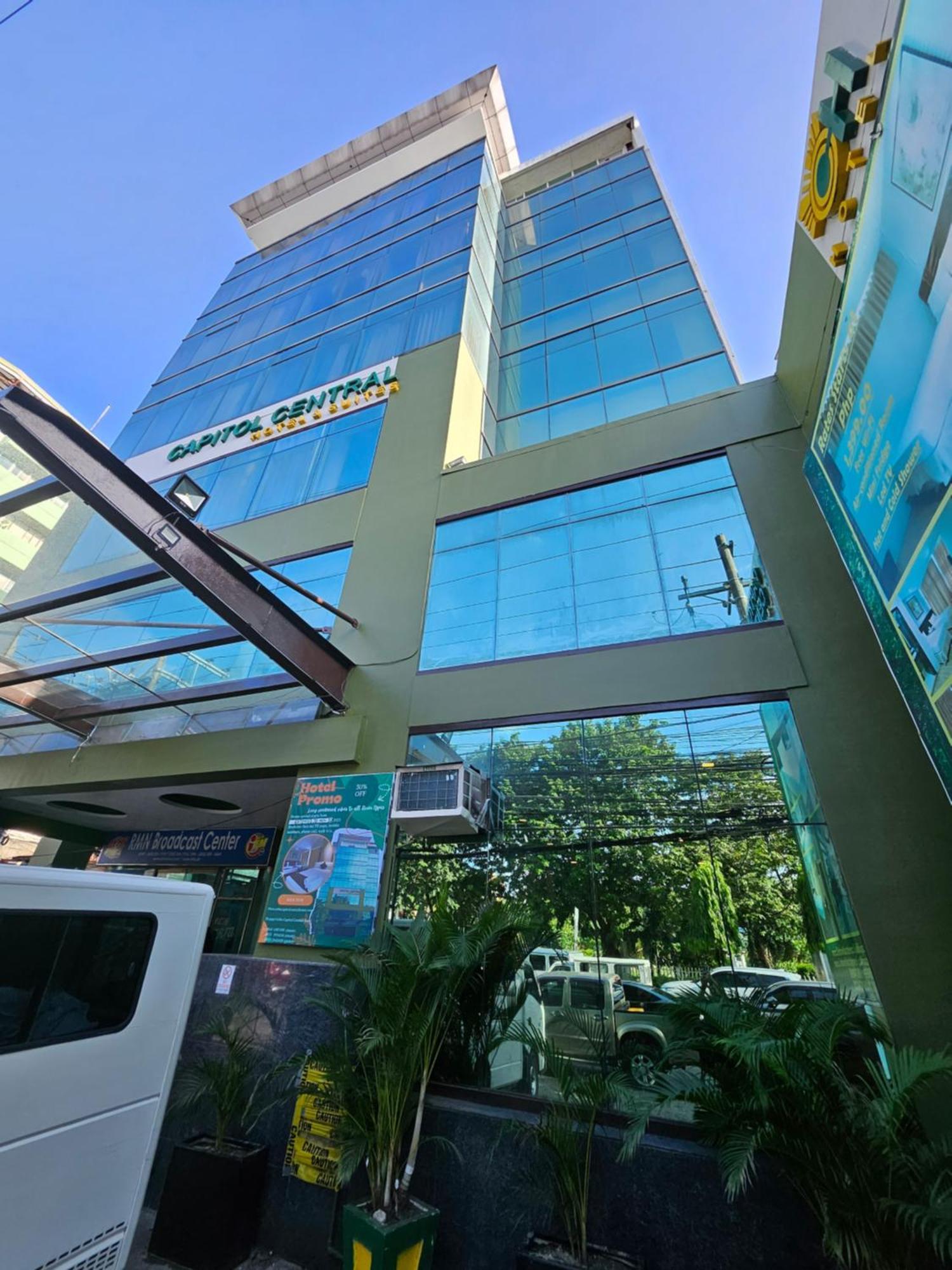 Cebu Capitol Central Hotel & Suites Powered By Cocotel Zewnętrze zdjęcie