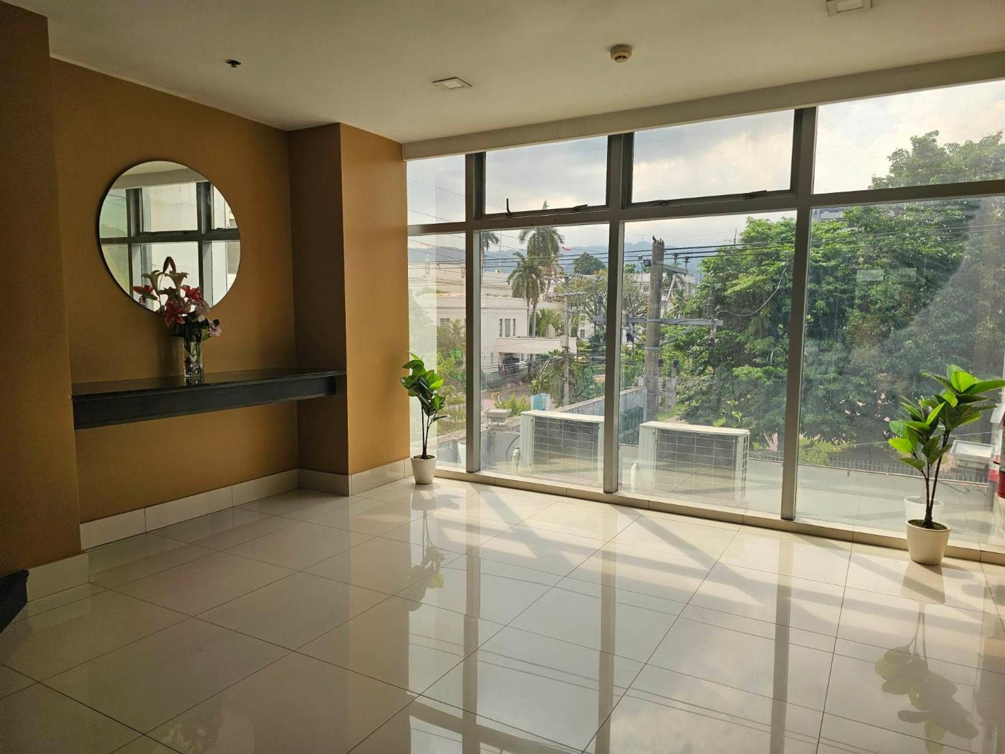 Cebu Capitol Central Hotel & Suites Powered By Cocotel Zewnętrze zdjęcie